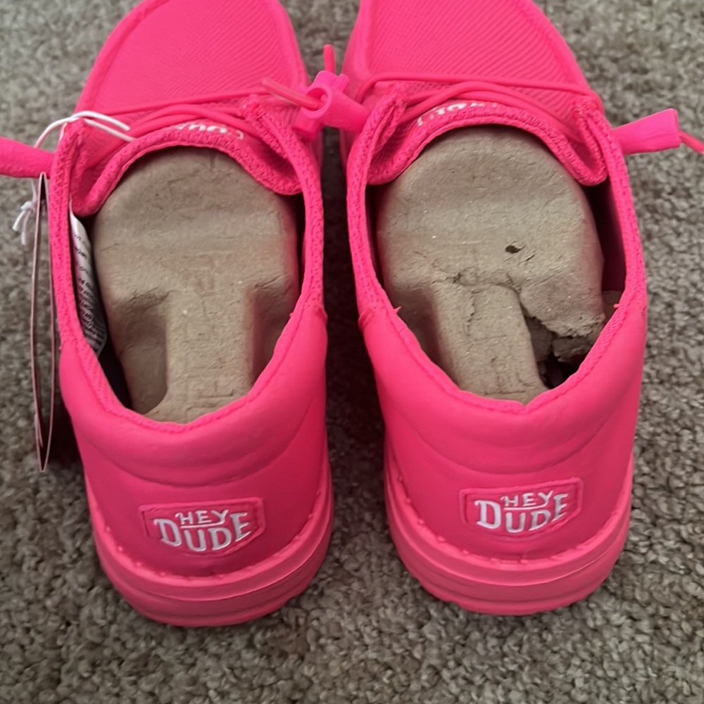 ❌SOLD Hey Dude Electric pink - Picture 2 of 3